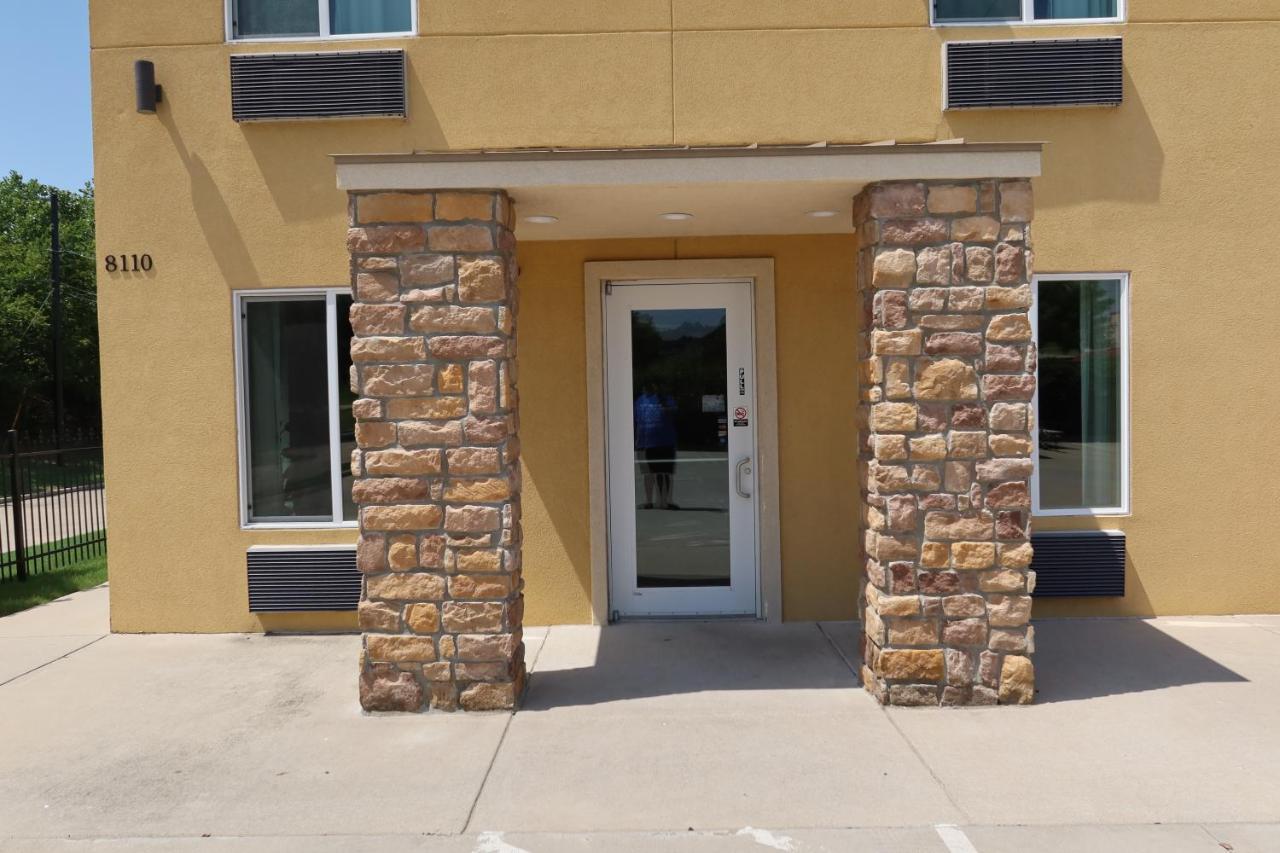 West Worth Inn & Suites White Settlement Exterior foto